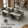 Bureau opérationnel de Quadrifoglio alliant design moderne et praticité.