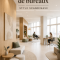 Bureau au style scandinave lumineux avec des meubles en bois clair et des plantes vertes.